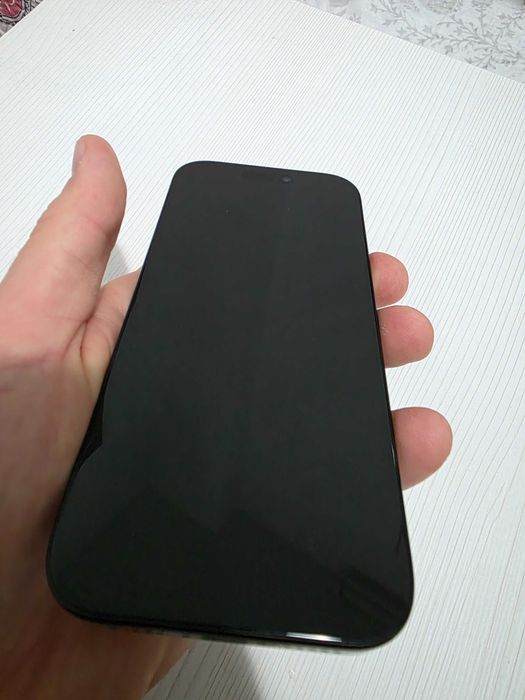 iPhone 16 Pro – Идеално състояние, iCloud