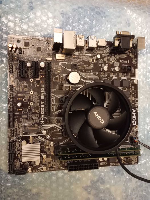 Kit complet Ryzen 5 3400g VEGA 11, ASUS A320M-K, 16Gb (2x8) ram