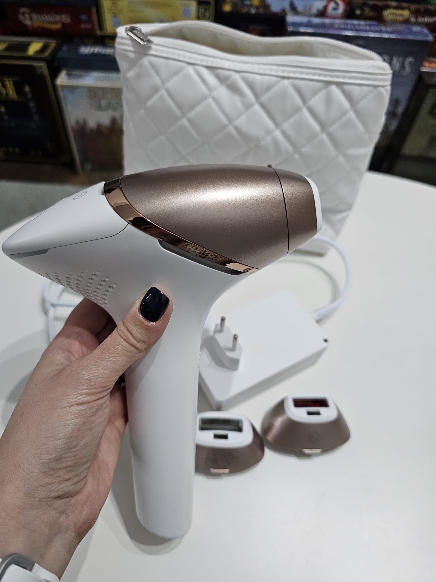 Vand Epilator IPL Philips Lumea Seria 9000 BRI955/00, Senzor Smartskin