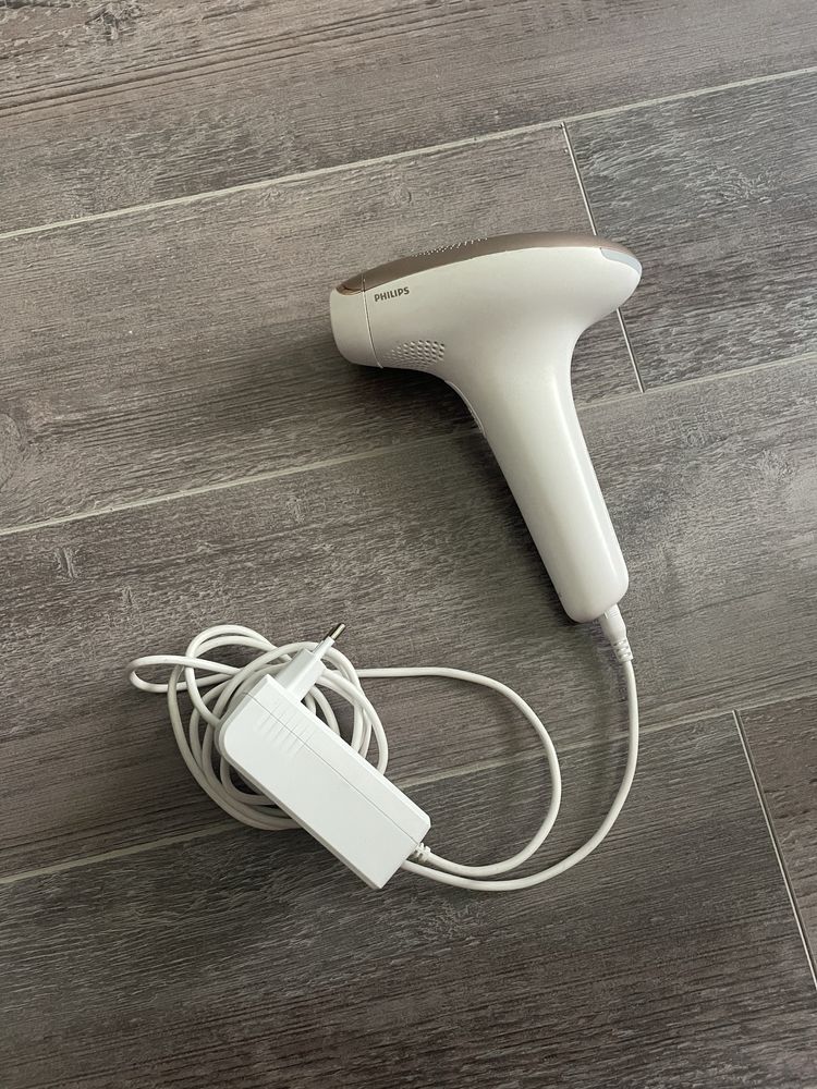 Epilator IPL Philips Lumea SC1997/00, 250.000 impulsuri