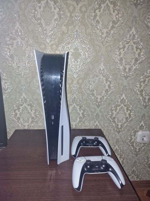 Продам Playstation 5