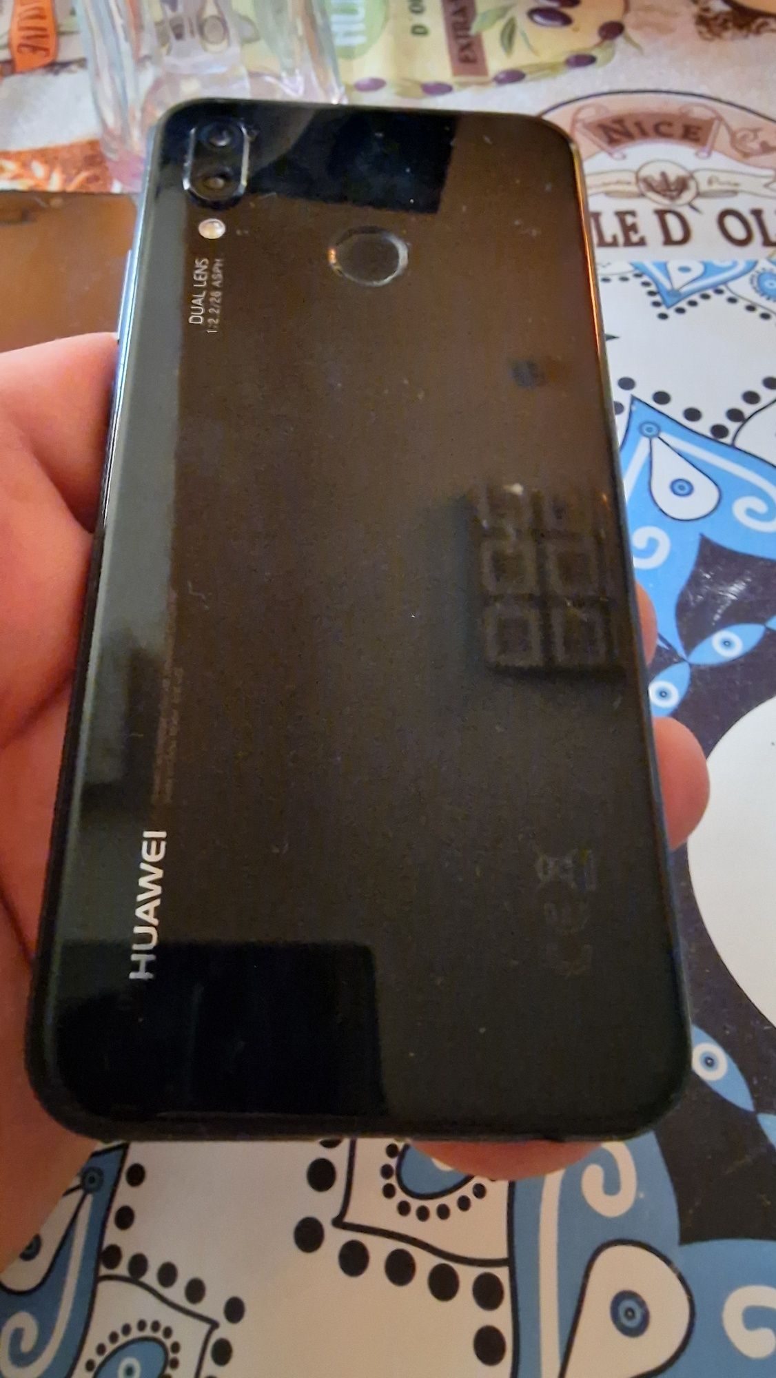 Продавам Huawei P20 lite 64GB