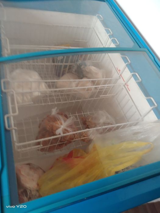 Продам морозильник