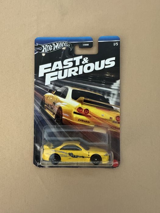Hot wheels количка