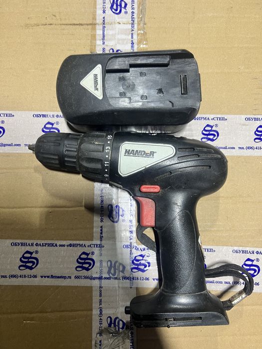 Прода шуруповёрт на запчасти