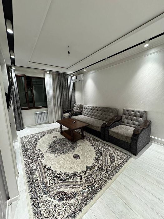 Buyuk Ipak yoli metro yaqinda arenda