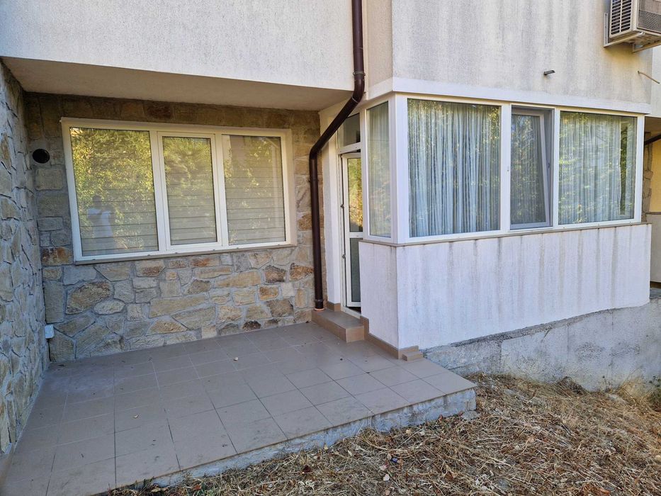 Продава се тристаен апартамент