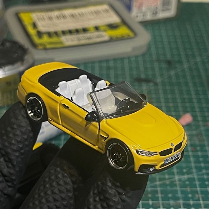 BMW M4 F83 Matchbox Moving Parts
