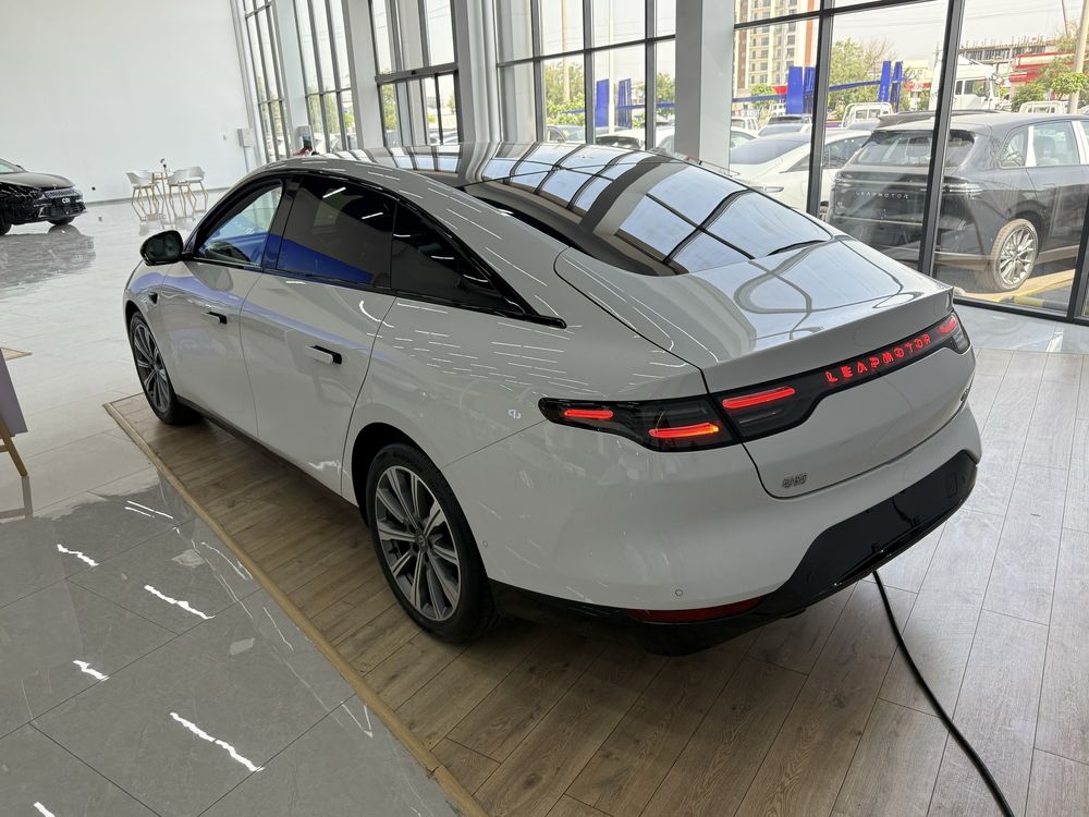 LEAPMOTOR C01 elektro 525km