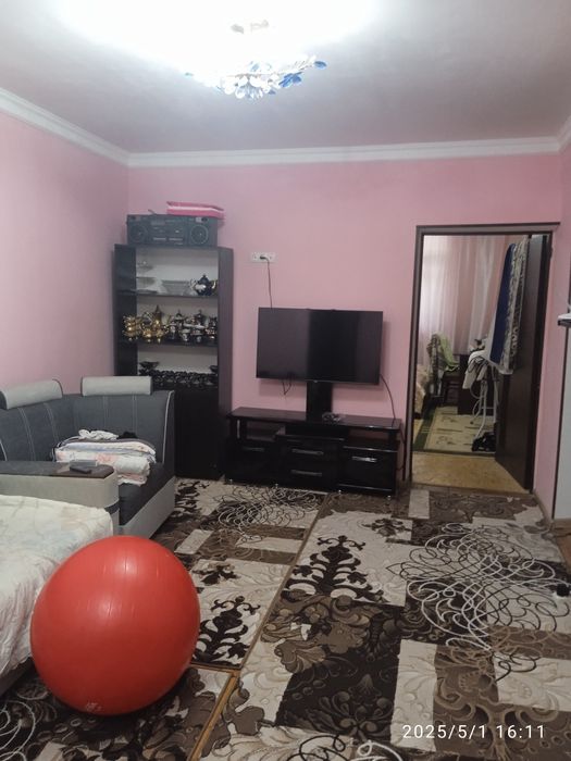 Продажа. Яшнобод.ул.Кунгратцкая. Рисивый.Дом.5 ком  3 сотих