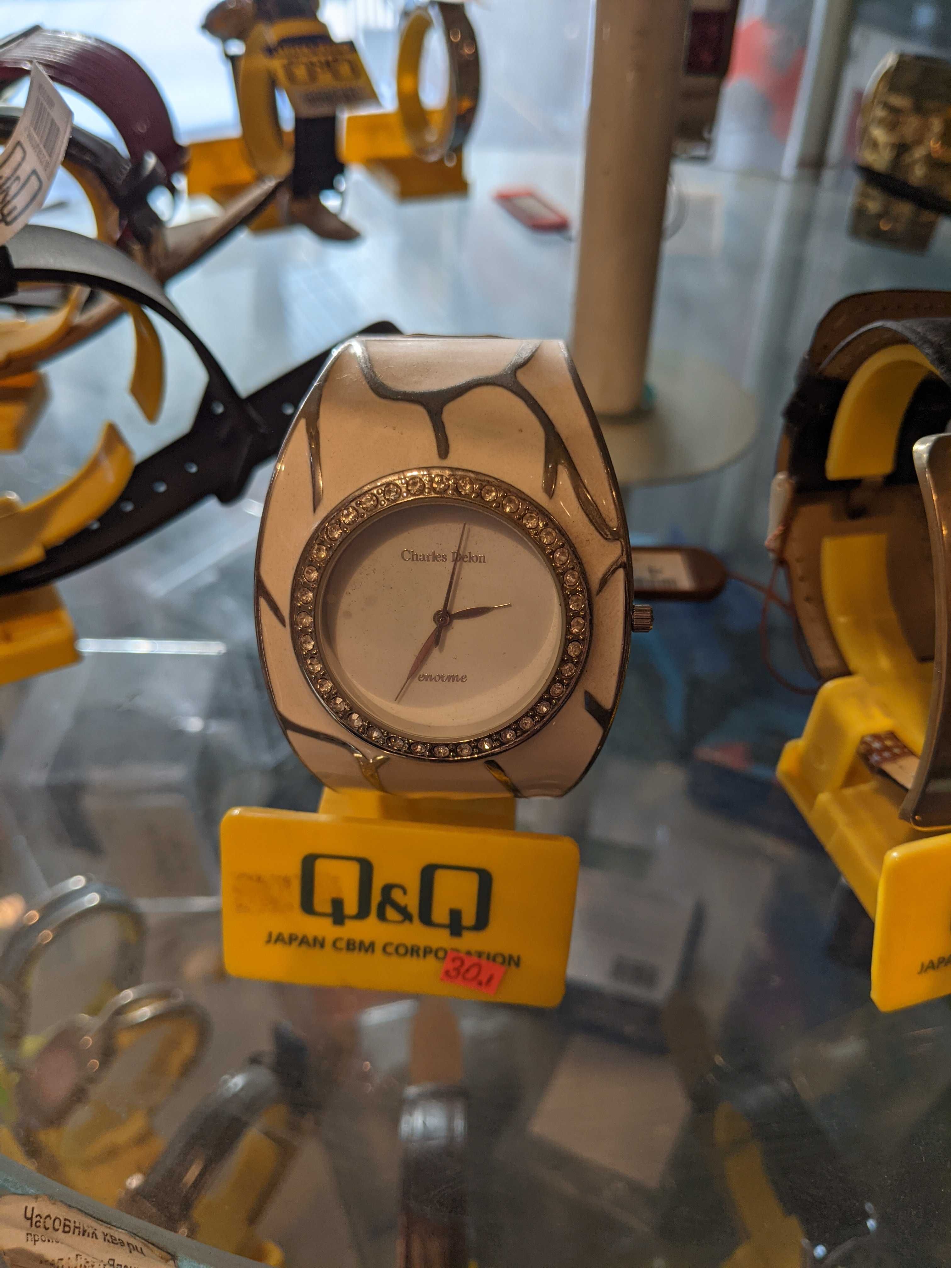 Ръчни часовници Q&Q, Charles Delon, Casio