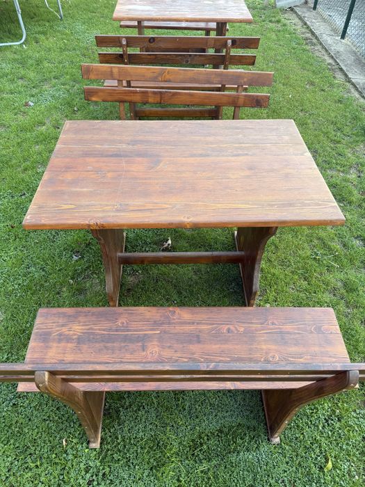 Баварски чамови маси с пейки