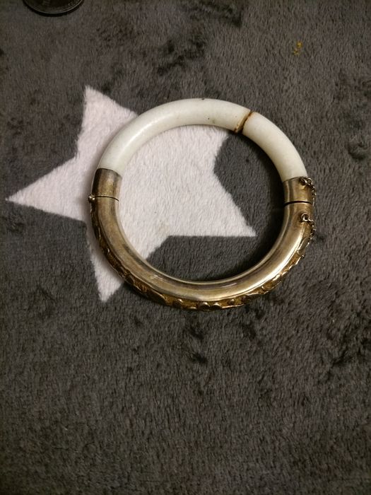 Стара гривни за продажба