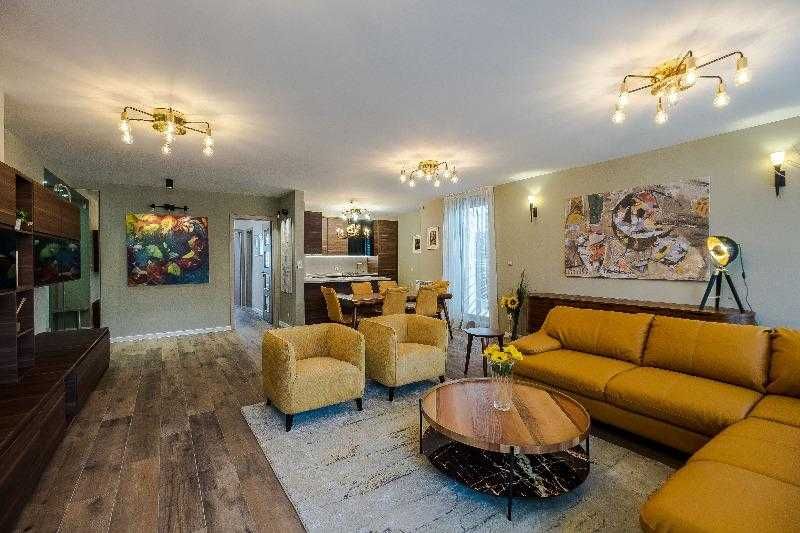Продава се Тристаен апартамент в София, Стрелбище - 94 кв.м за 2000 €/кв.м - Снимка #7