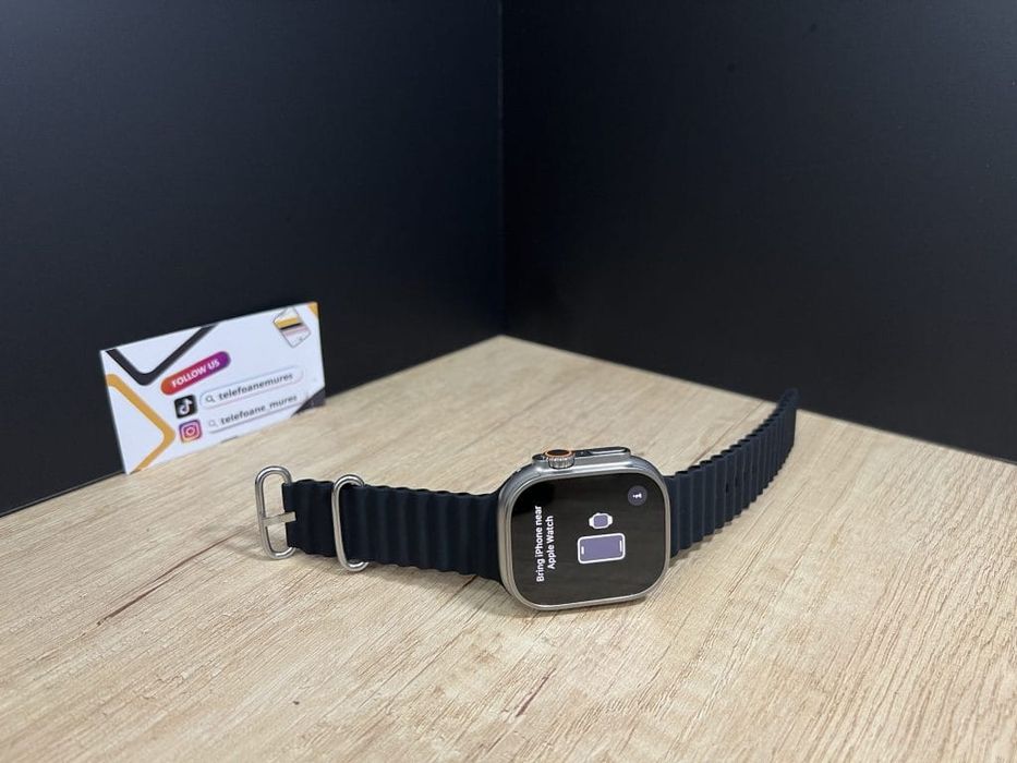 Apple Watch Ultra 2 49mm Titanium Black Band Second-Hand Foarte Bun 3