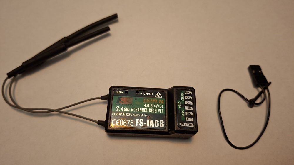 FS-IA6B și FS-X6B FlySky Receptor / receiver.