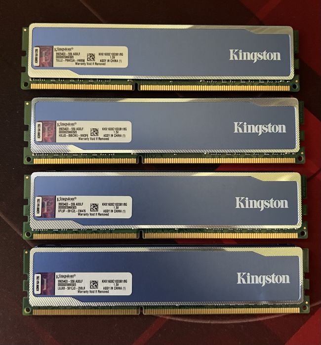 Kit Memorii RAM DDR3 32 GB(4x8GB) 1600 Mhz Kingston HyperX Blu
