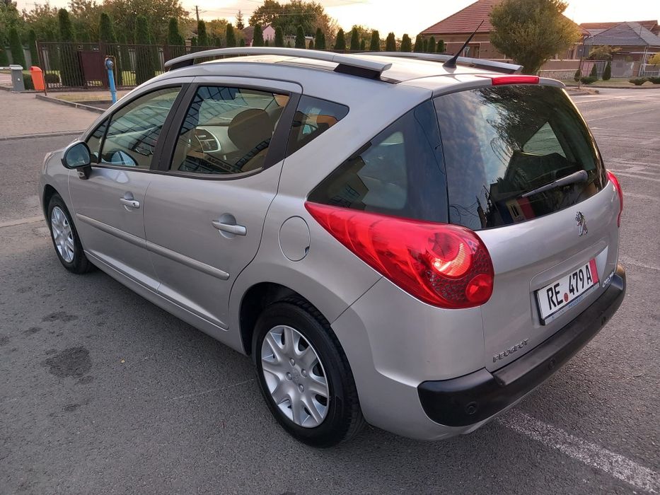 Peugeot 207,1,4Benzină,Euro 5,Impecabilă / 09-2011 / Clima * Panoramic