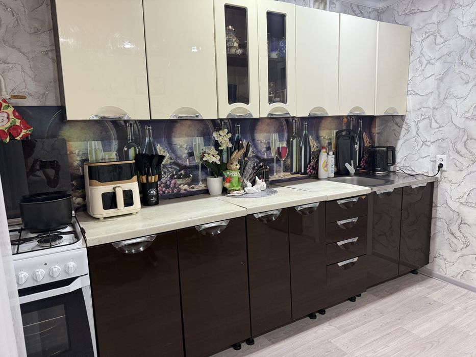 Продам кухонный гарнитур