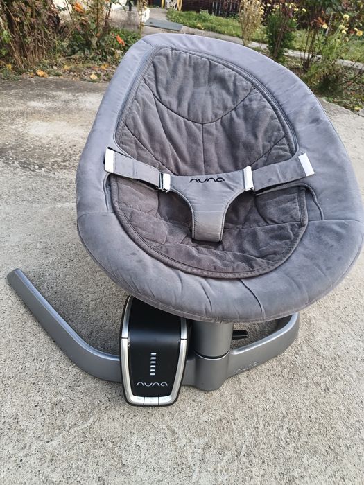 Vând Șezlong balansoar Nuna Leaf Grow