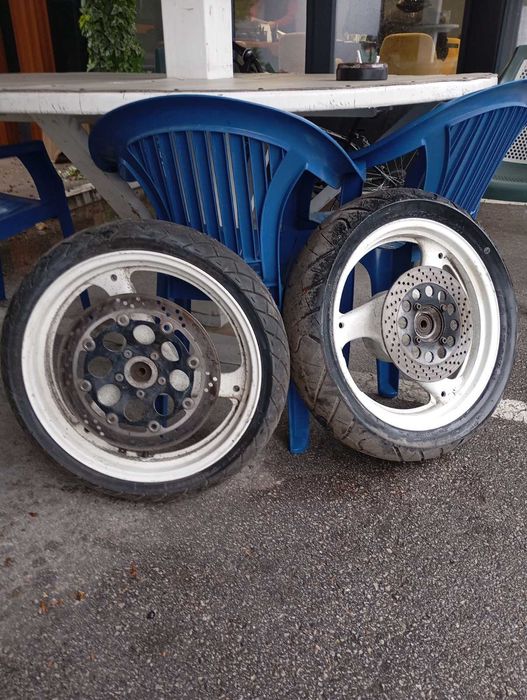 Джанти два броя за мотоциклет SUZUKI