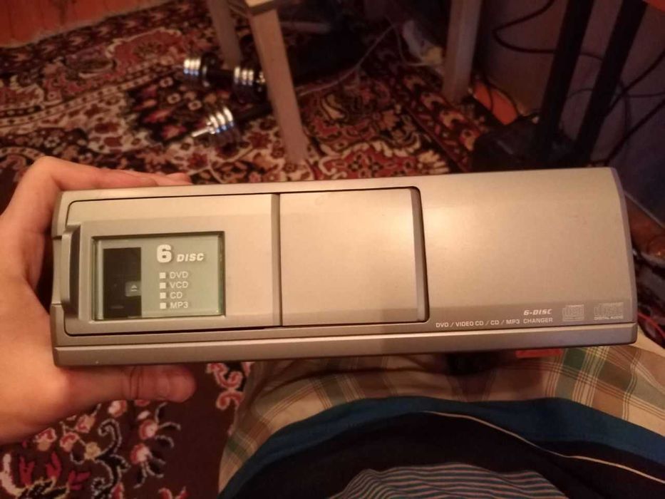 CD чейнджер на 6 дисков (новый)