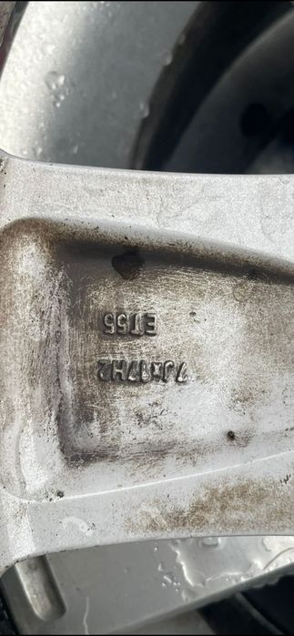 Jante R17 cu cauciucuri Brigestone