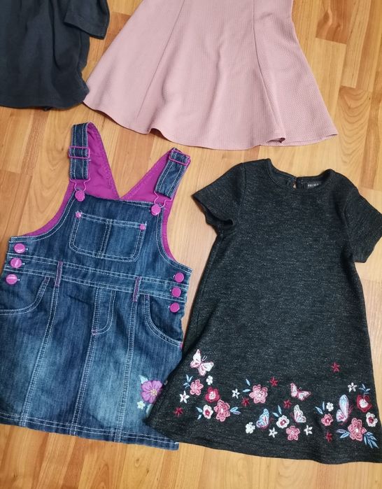 Rochii superbe fetite 4-5 ani