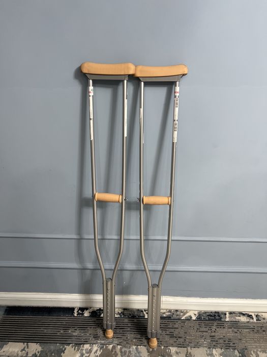 Медицинские костыли