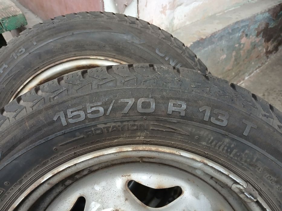 Anvelope de iarnă 155 70 13 M+S cu.genti montate și  echilibrate.
