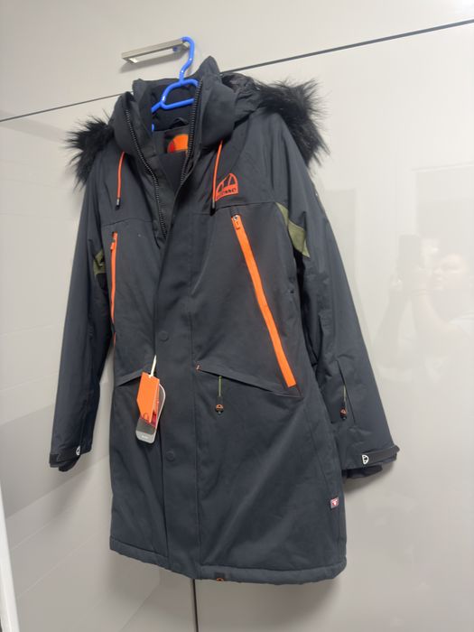 Costum ski pantaloni si geaca Ellesse