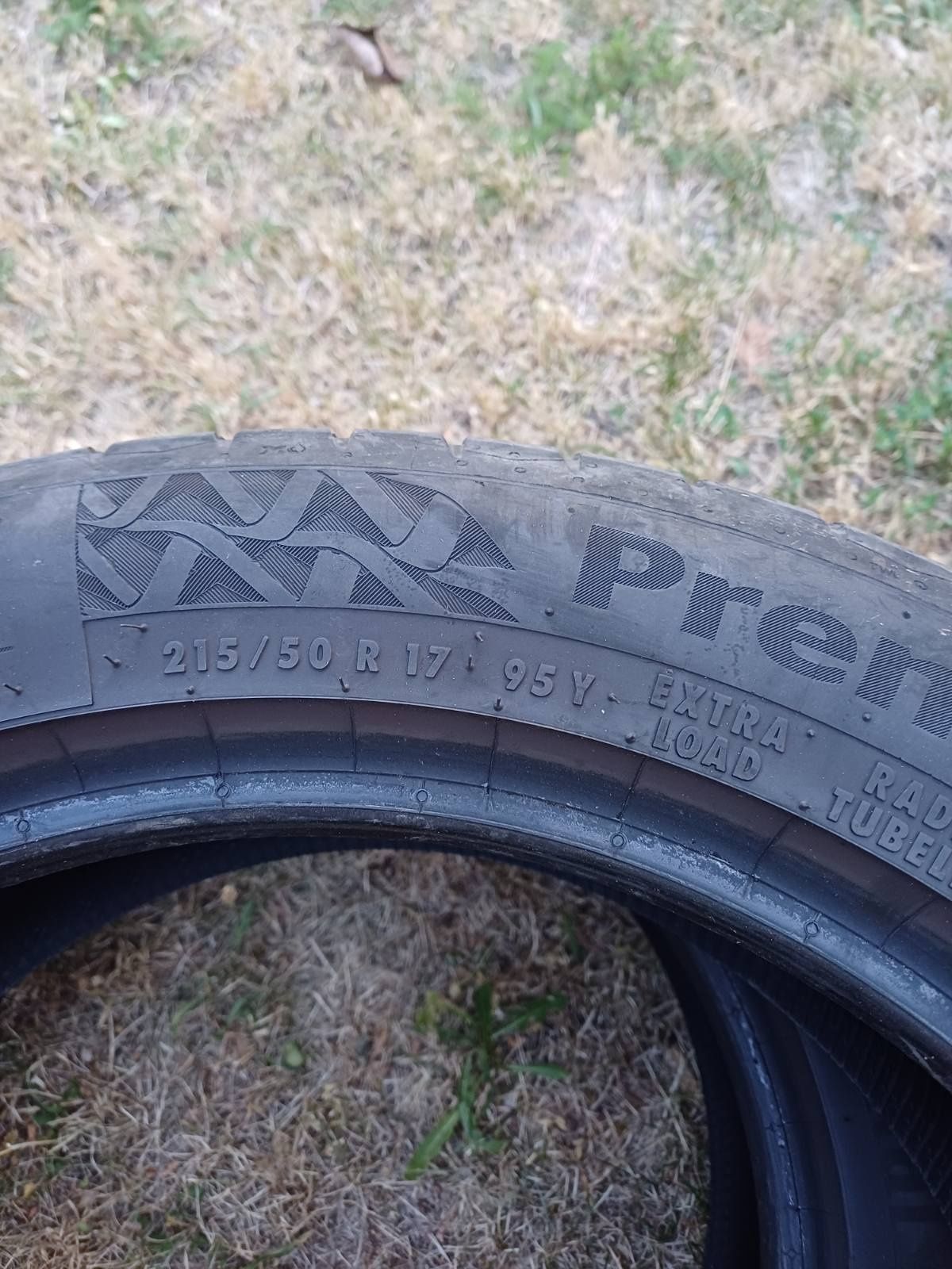 Гуми Continental 215/50 R17 V XL