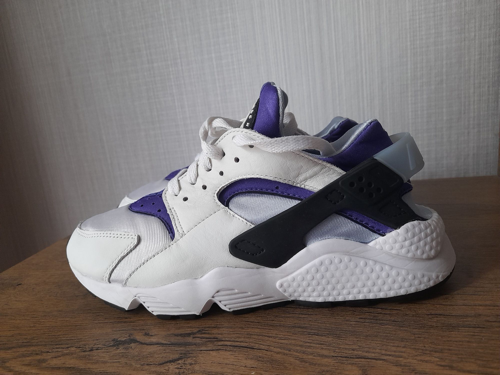 Nike Huarache маратонки 39 номер.