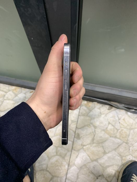 Iphone 12 pro sotiladi