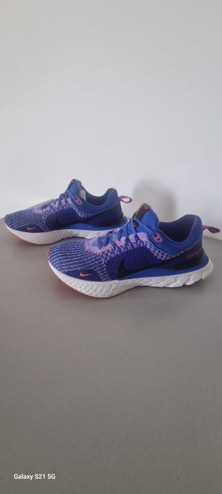 Мъжки маратонки Nike react