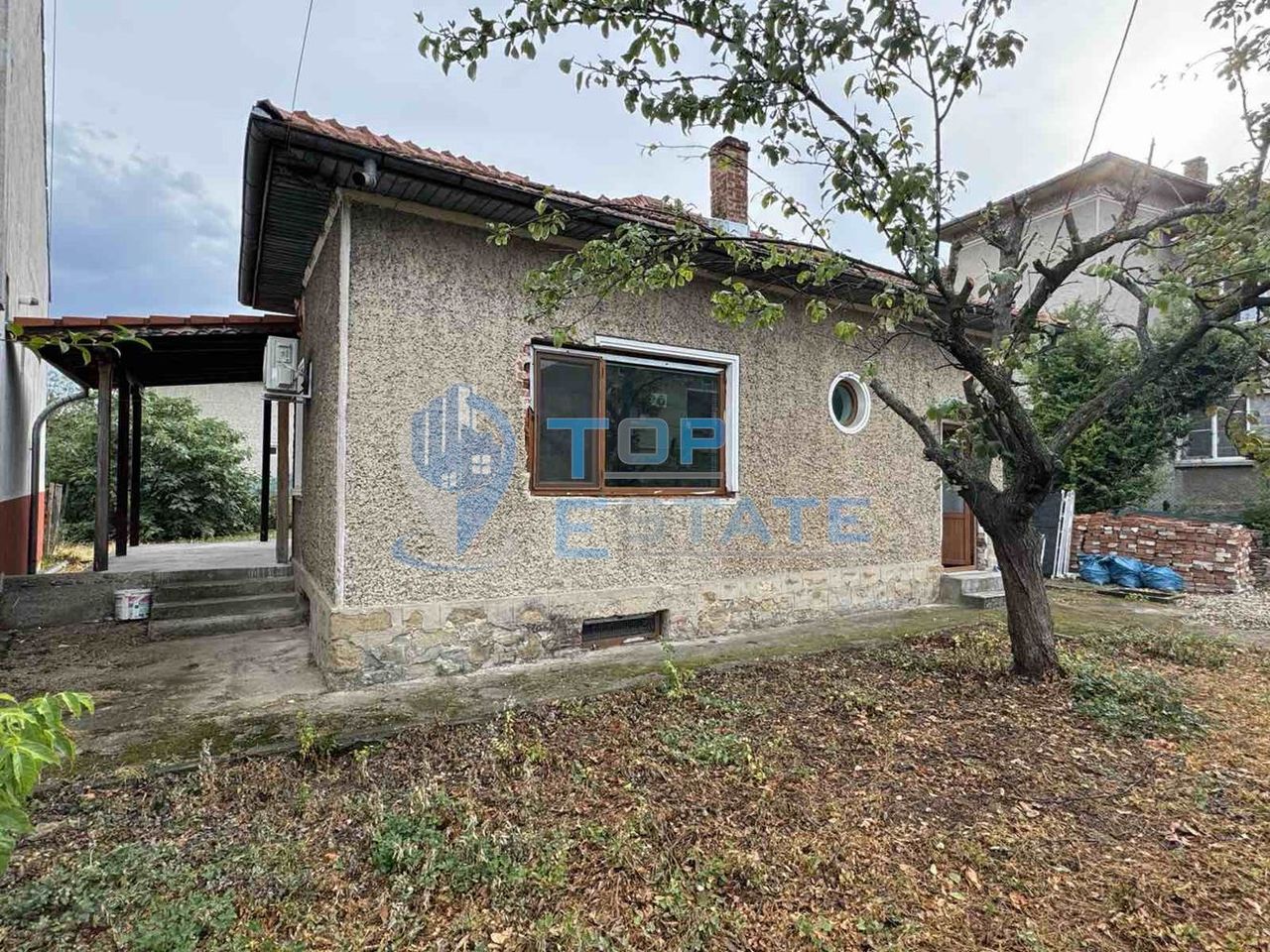 Продава се Къща в Горна Оряховица - 110 кв.м за 1037 €/кв.м - Снимка #1