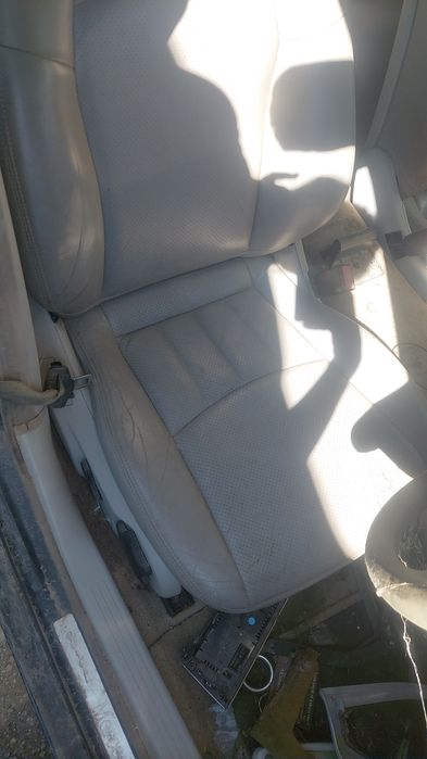 Кожени седалки за Мерцедес Ц класа седан W203