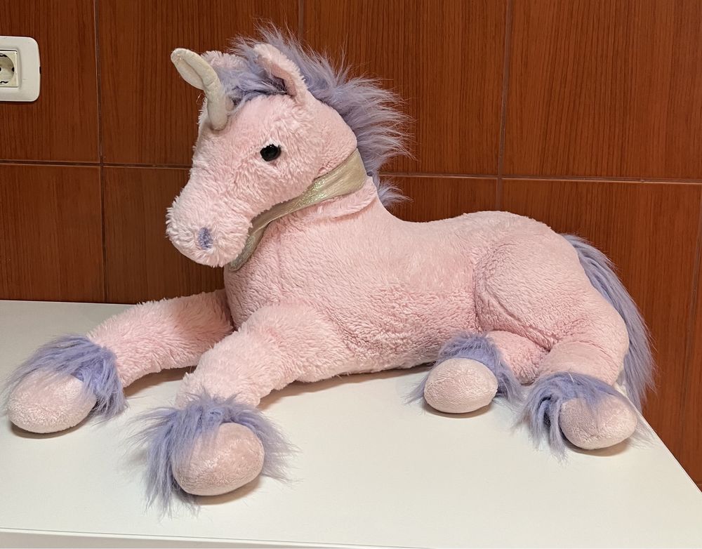 Unicorn plush mare