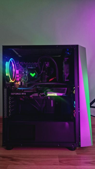 Vand PC Gaming i5 12400F | RTX 3060 12gb | 32gb DDR5 | 1TB SSD | NOU