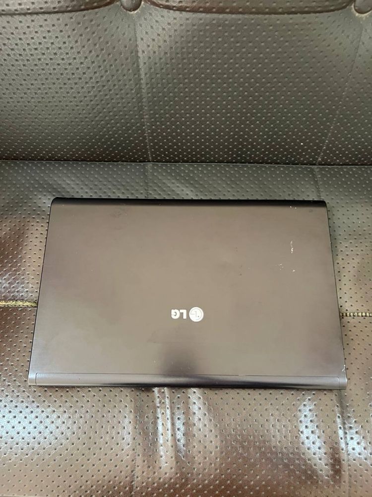 LG ноутбук i5-2410M