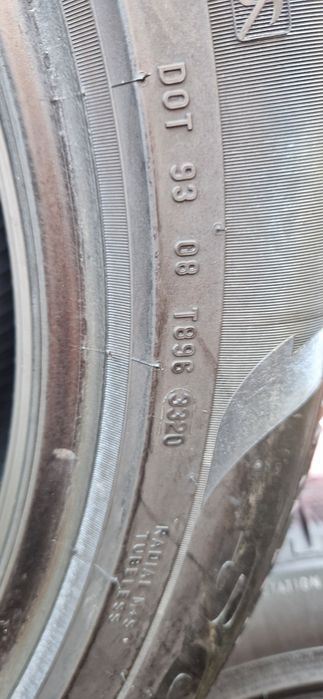 2 Anvelope Pirelli 235 55 R19 M+S Dot 2020 Run-flat