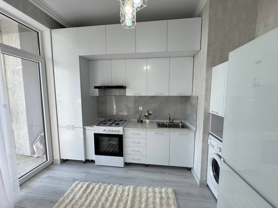 2/4/9 45м2 NRG QORASUV / мебель техника / вид во двор