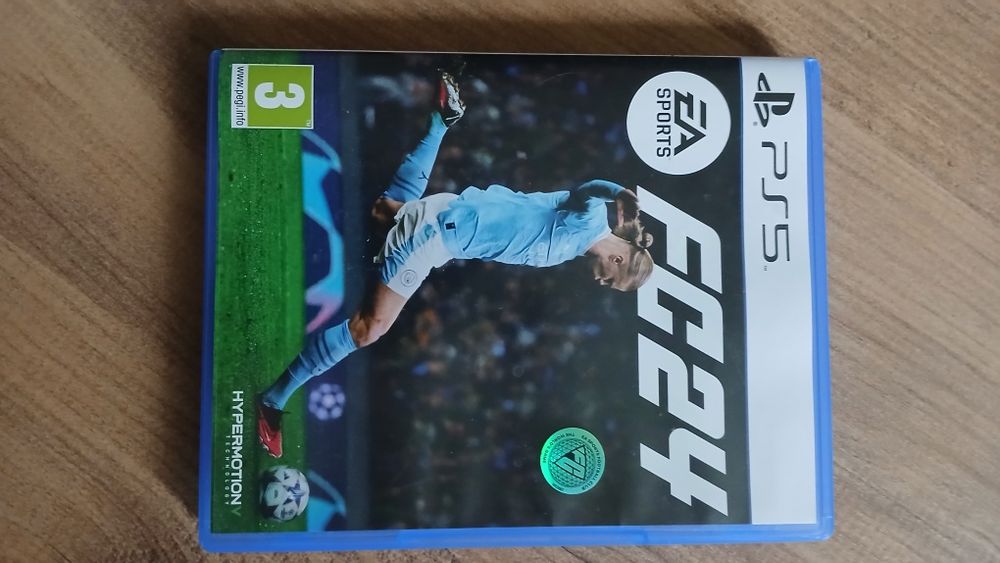 Playstation 5 Slim с 4 игри