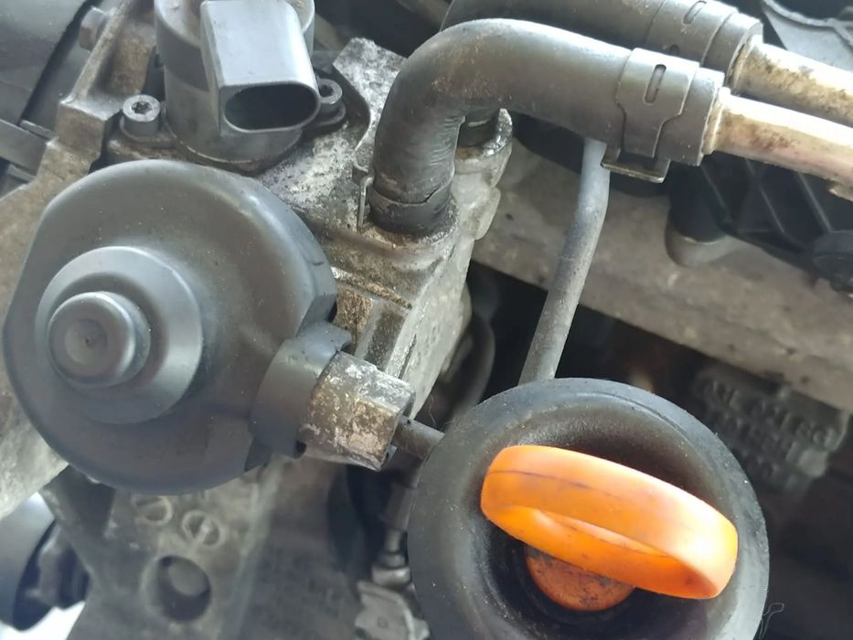 pompa inalta 2.0 tdi cag audi q5 a4 b8 audi a6 c6 audi a5 8t 03l130755 0445010507