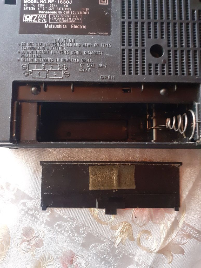 Panasonic model RF-1630