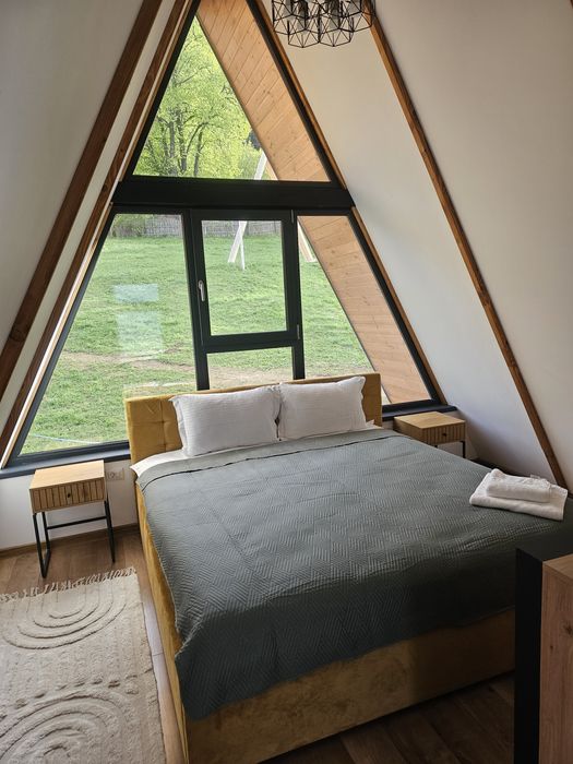 Cabana Aframe de inchiriat // Închiriez cabană