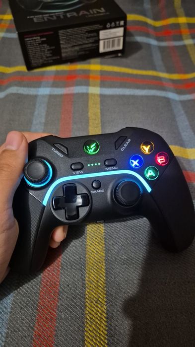 Продам геймпад Ardor Entrain Ultimate