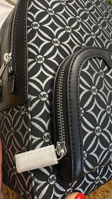 Ghiozdan Michael Kors NOU primit cadou