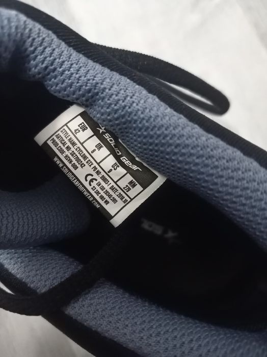 Bocanci cu bombeu metalic, mărime 42,noi cu eticheta