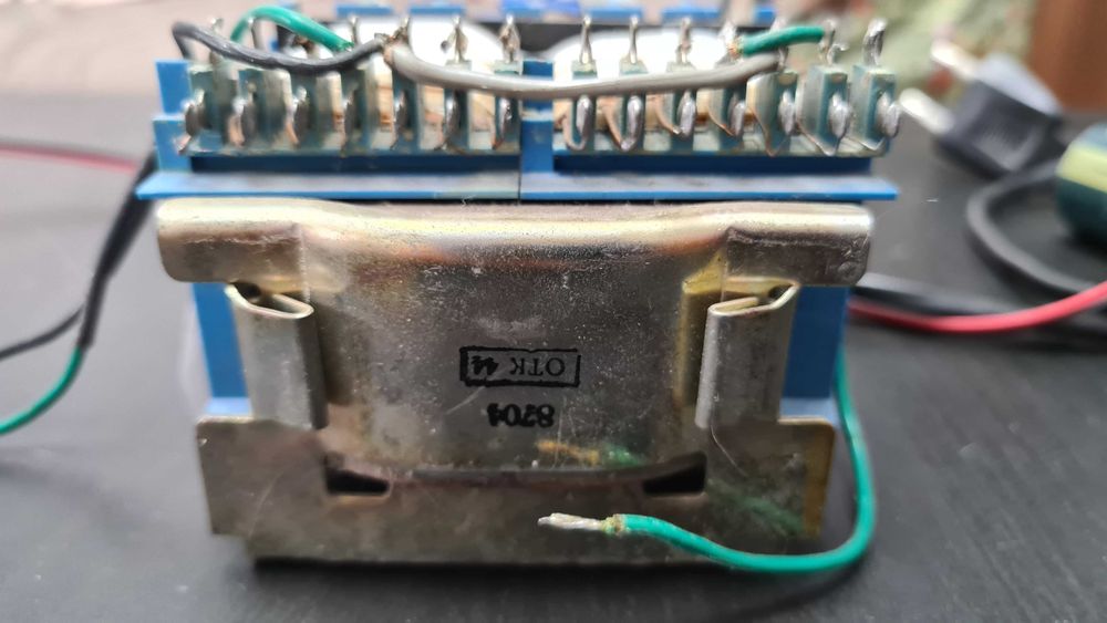 Traf 12V cu cablu de alimentare 220V